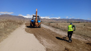 Жамгырдан бузулган Мазар-Суу айылынан жолу калыбына келтирилди